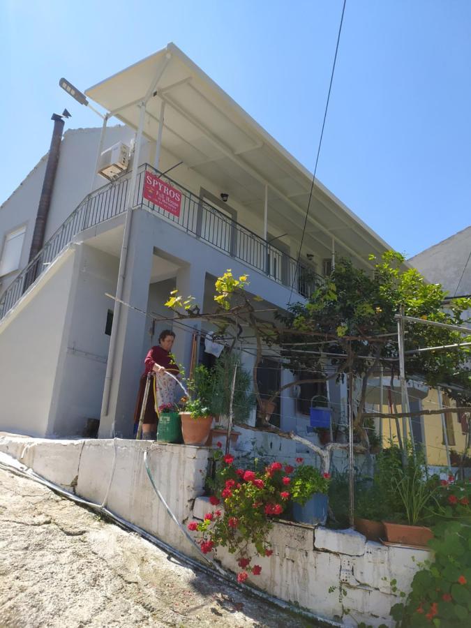 شقة Spiros Full House In Marathias المظهر الخارجي الصورة